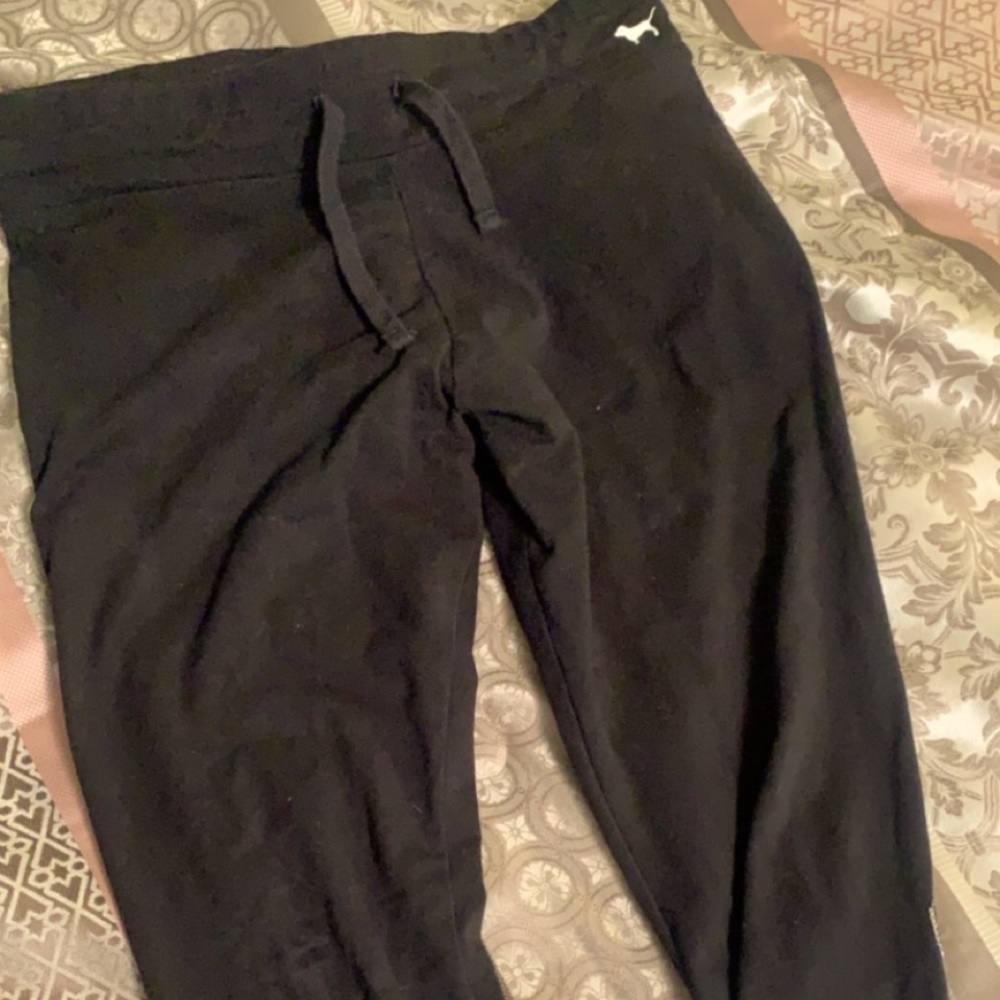 Pink Victoria’s Secret yoga pants